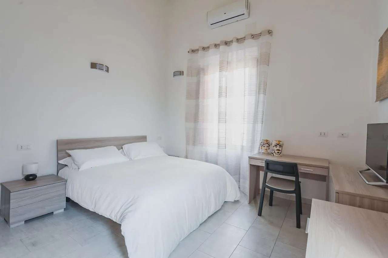 Modern Duplex With Balcony By Wonderful Italy Apartment Catania 0*,  Italy